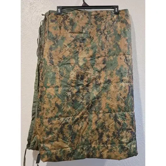 USMC MARPAT Zippered Poncho Liner Woobie Blanket – NSN 8405-01-607-1111 - Picture 2 of 3